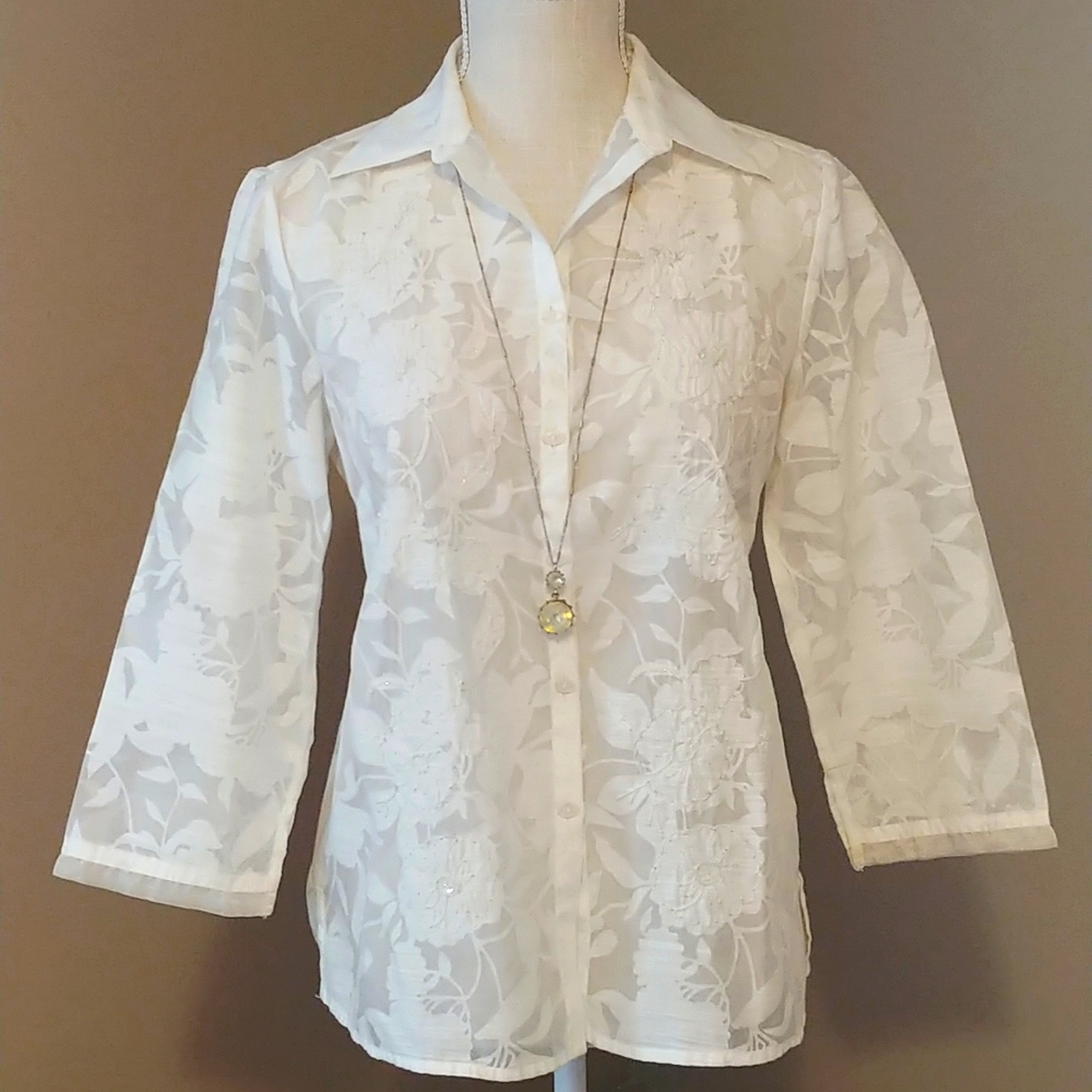 JH Collectibles White Print Button Down Top MP